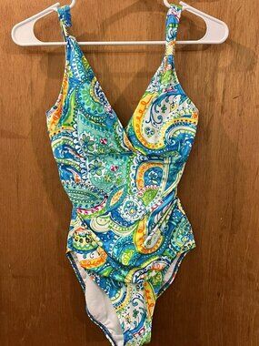 🐻Size 6 - Lauren - Blue and Floral One-Piece Swimsuit